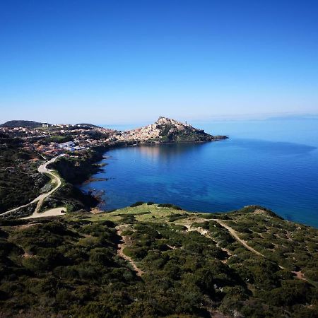 La Tartaruga Spiaggiata - Bilocale Centrale A Pochi Metri Dalla Spiaggia Castelsardo Eksteriør billede